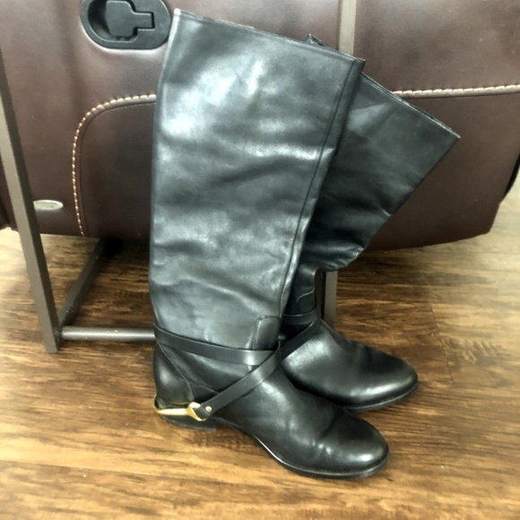 Shoes - Picture 4 of 4